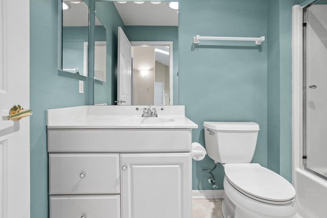 W173N8035 Shady LANE, Menomonee Falls, WI 53051