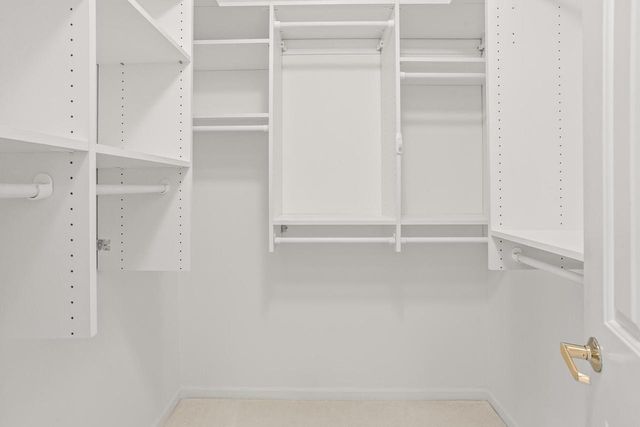 W173N8035 Shady LANE, Menomonee Falls, WI 53051