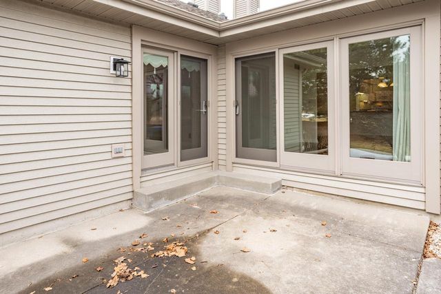 W173N8035 Shady LANE, Menomonee Falls, WI 53051