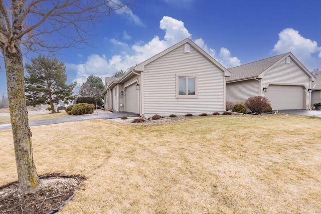 W173N8035 Shady LANE, Menomonee Falls, WI 53051