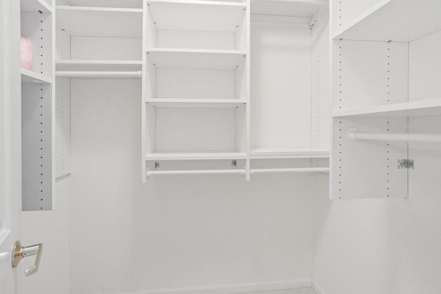 W173N8035 Shady LANE, Menomonee Falls, WI 53051