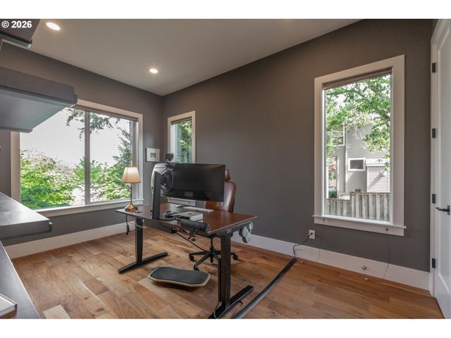 16902 CHAPIN Way, Lake Oswego, OR 97034