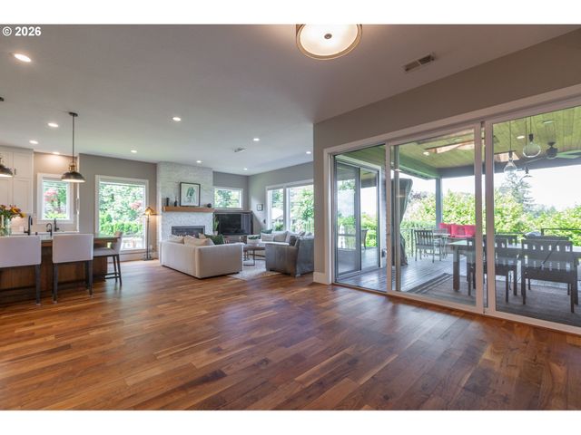 16902 CHAPIN Way, Lake Oswego, OR 97034