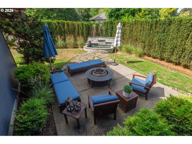 16902 CHAPIN Way, Lake Oswego, OR 97034