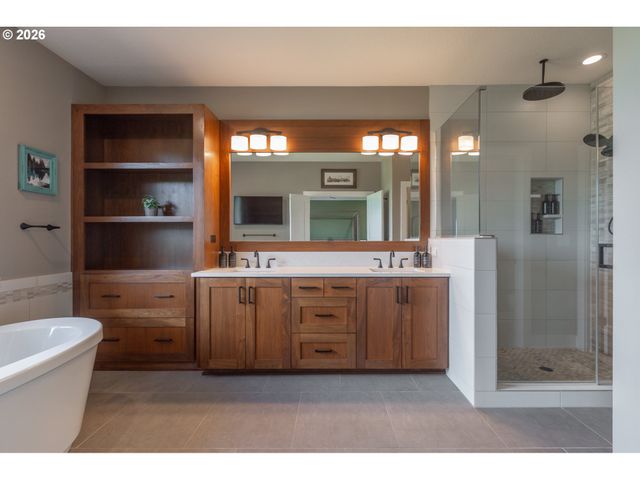 16902 CHAPIN Way, Lake Oswego, OR 97034