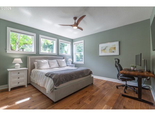 16902 CHAPIN Way, Lake Oswego, OR 97034