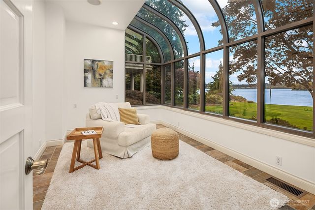 21028 Snag Island Drive E, Lake Tapps, WA 98391