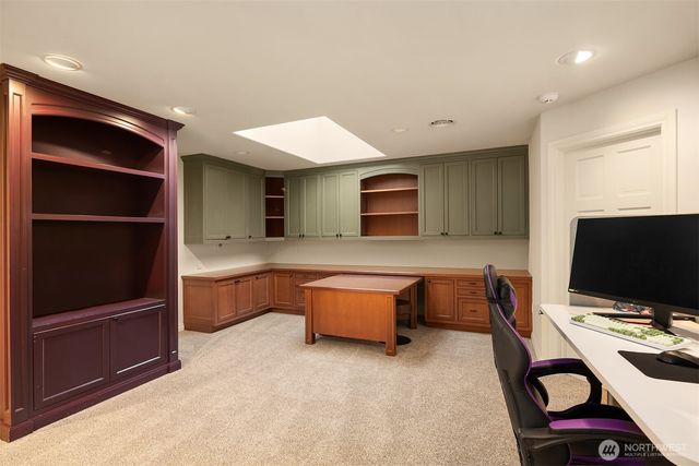 21028 Snag Island Drive E, Lake Tapps, WA 98391