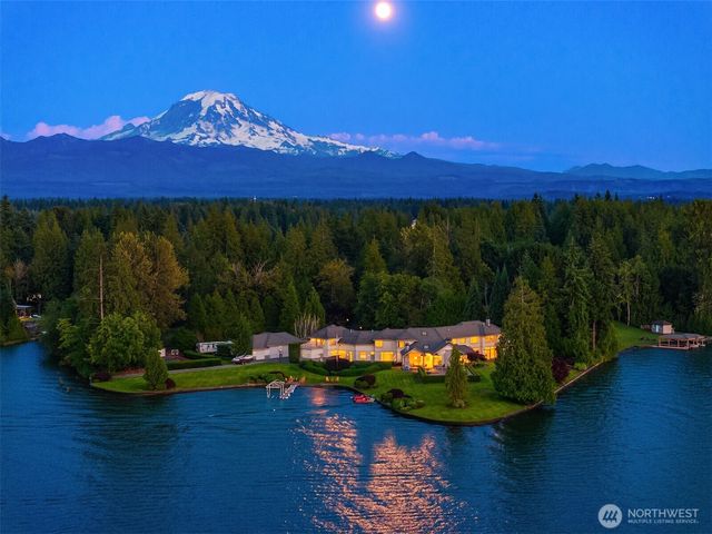 21028 Snag Island Drive E, Lake Tapps, WA 98391
