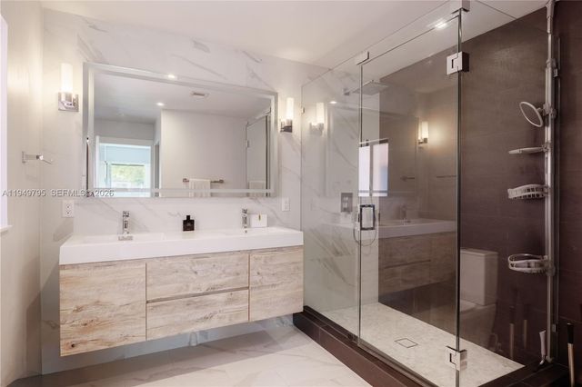 6201 SW 36th St, Miami, FL 33155