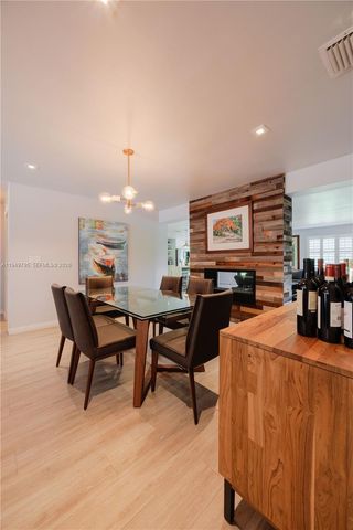 6201 SW 36th St, Miami, FL 33155