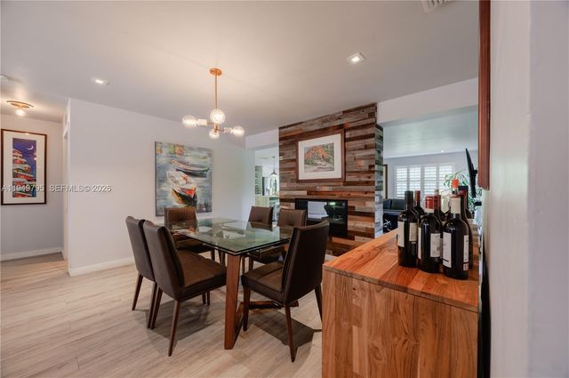 6201 SW 36th St, Miami, FL 33155