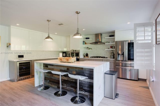 6201 SW 36th St, Miami, FL 33155