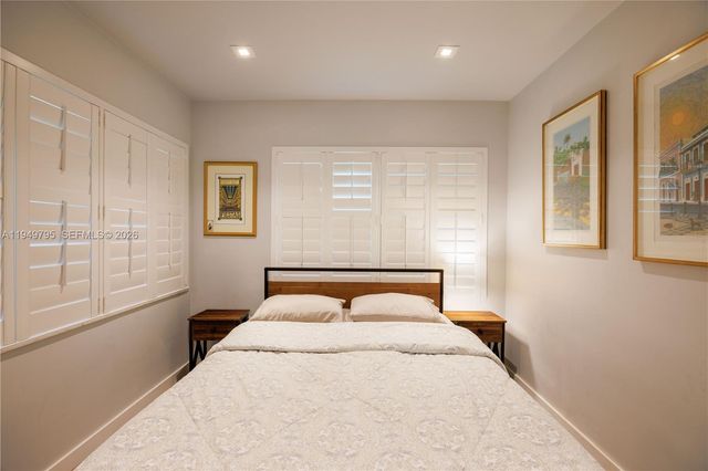 6201 SW 36th St, Miami, FL 33155