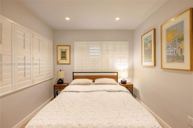 6201 SW 36th St, Miami, FL 33155