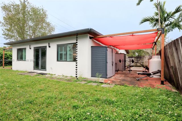 6201 SW 36th St, Miami, FL 33155