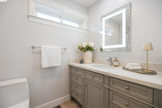 4029 Aliso, Oakland, CA 94619