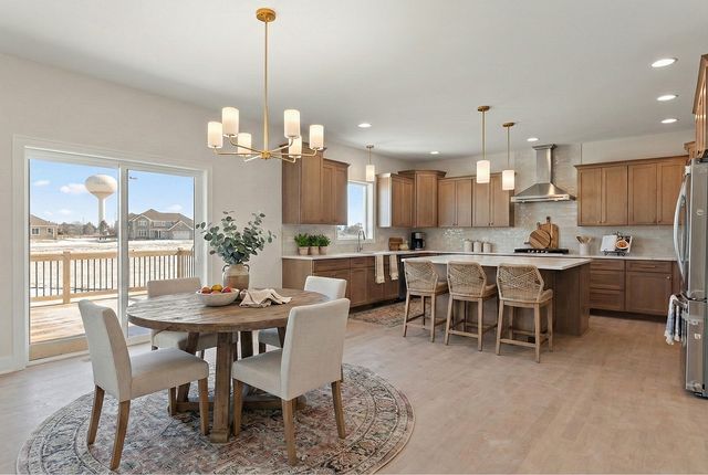 8178 S Stanley Trail, Frankfort, IL 60423