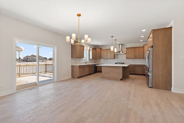 8178 S Stanley Trail, Frankfort, IL 60423