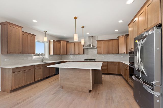 8178 S Stanley Trail, Frankfort, IL 60423