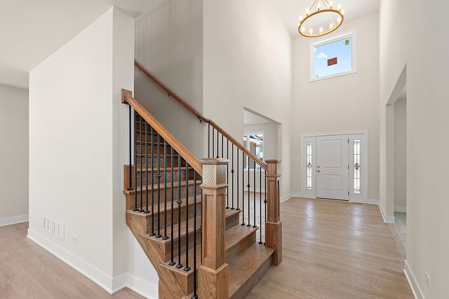 8178 S Stanley Trail, Frankfort, IL 60423