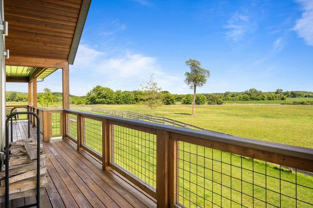 29224 Mt Tom ROAD, Burlington, WI 53105