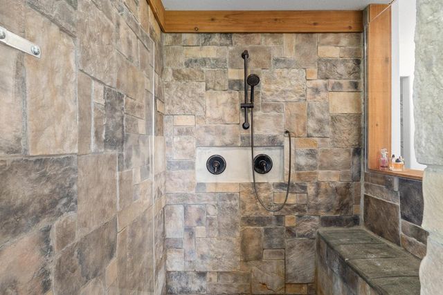 29224 Mt Tom ROAD, Burlington, WI 53105