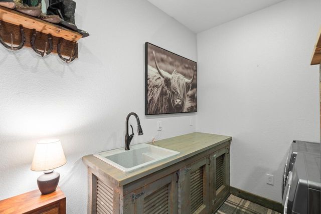 29224 Mt Tom ROAD, Burlington, WI 53105