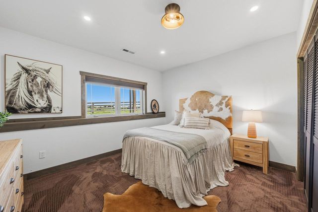 29224 Mt Tom ROAD, Burlington, WI 53105