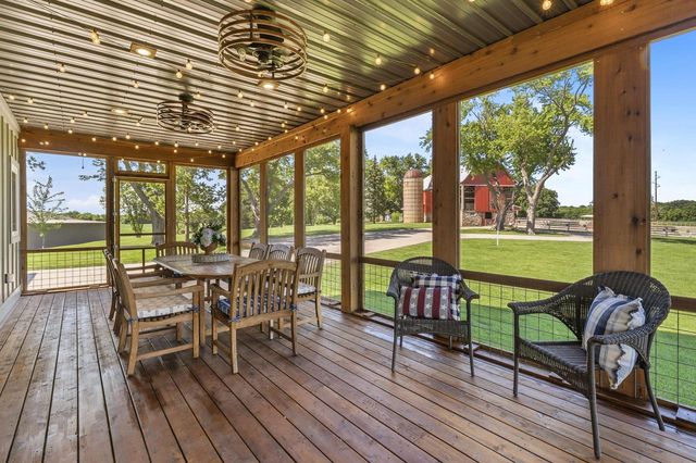 29224 Mt Tom ROAD, Burlington, WI 53105
