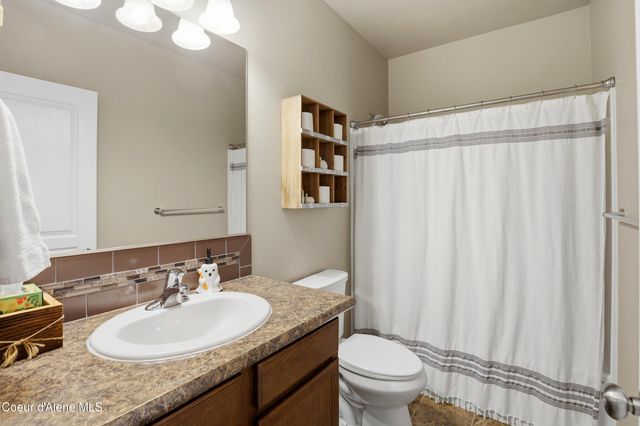 6093 W Trestle ST, Rathdrum, ID 83858