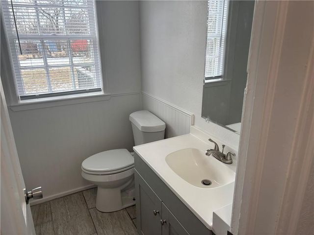 609 NE 42nd Street, Kansas City, MO 64116