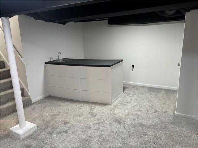 609 NE 42nd Street, Kansas City, MO 64116