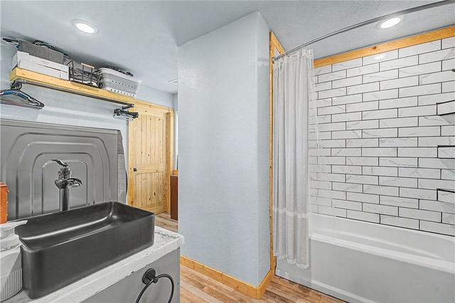 267 Madison 7720, Hindsville, AR 72738