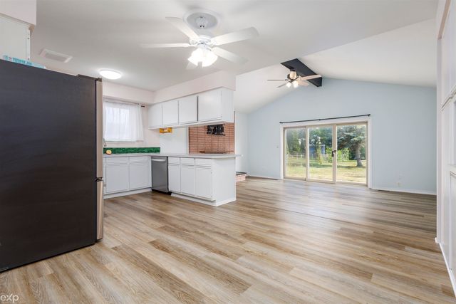 5072 Amherst Drive, Sterling Heights, MI 48310