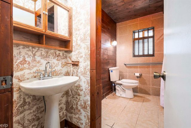 5072 Amherst Drive, Sterling Heights, MI 48310
