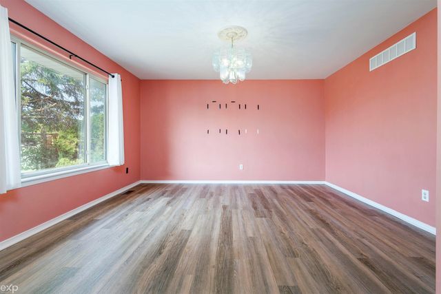 5072 Amherst Drive, Sterling Heights, MI 48310