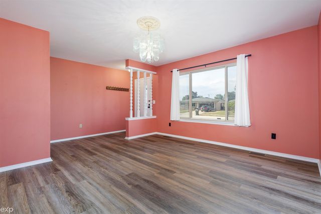 5072 Amherst Drive, Sterling Heights, MI 48310