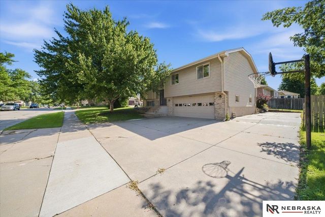 3540 N 2nd Street, Lincoln, NE 68521
