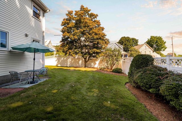 42 Salem St A, Wakefield, MA 01880