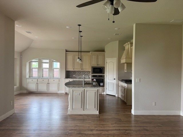 1009 Tree Shadow Lane, Anna, TX 75409