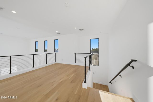 100 W Northern Avenue 4, Phoenix, AZ 85021