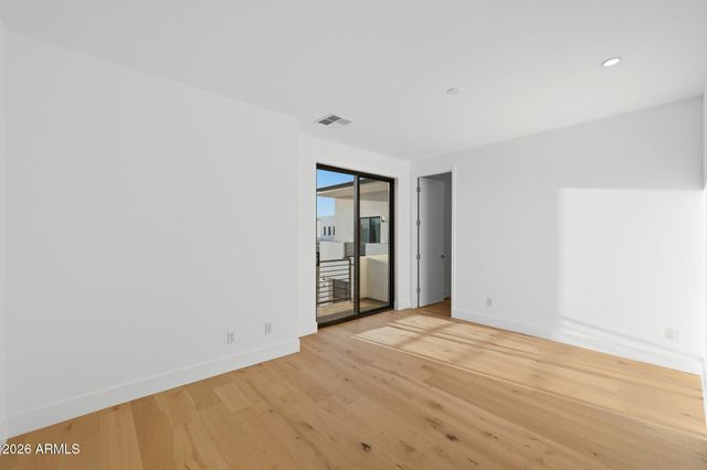 100 W Northern Avenue 4, Phoenix, AZ 85021