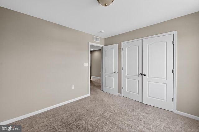 38 WIGEON CT, Bunker Hill, WV 25413