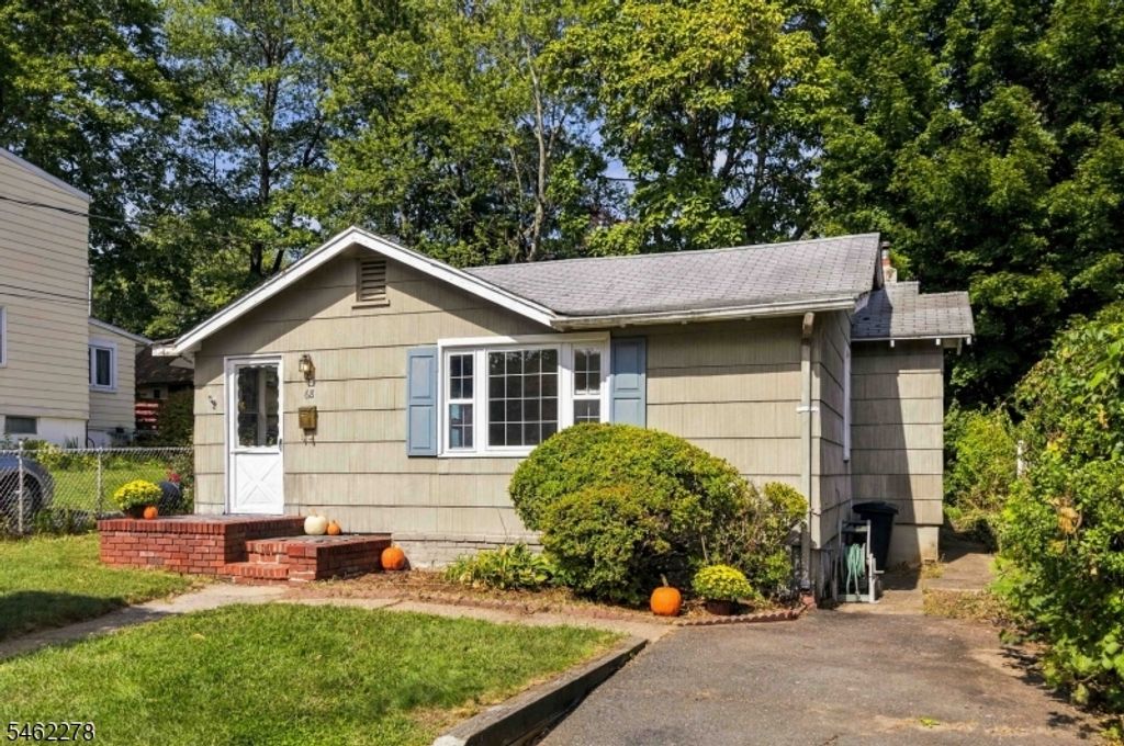 68 Glenwood Ave, Parsippany-troy Hills Twp., NJ 07034 — photo 2