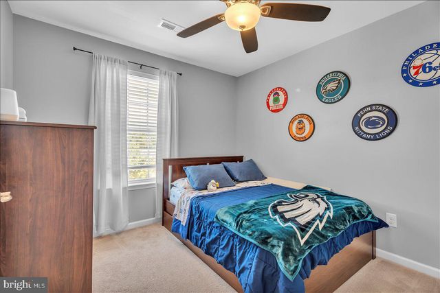 177 VILLAGE GREEN LN, Sicklerville, NJ 08081