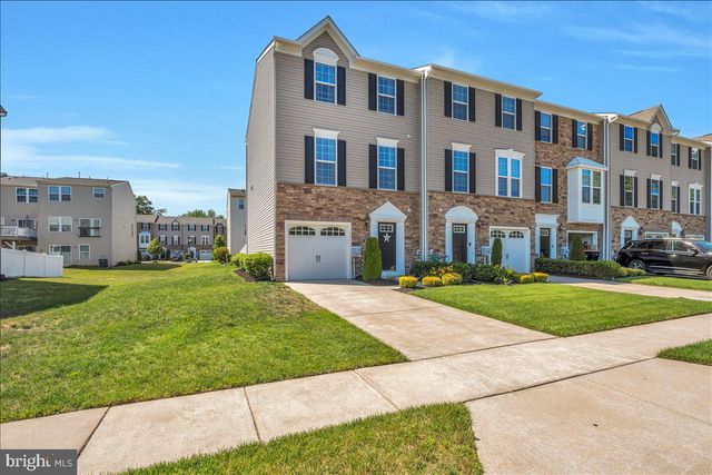 177 VILLAGE GREEN LN, Sicklerville, NJ 08081
