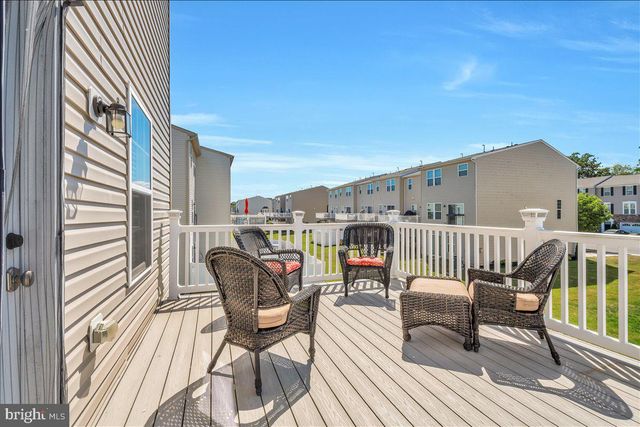 177 VILLAGE GREEN LN, Sicklerville, NJ 08081