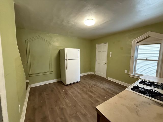 306 Laredo St, Mckeesport, PA 15133