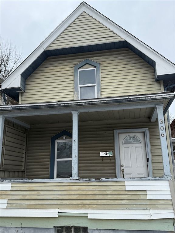 306 Laredo St, Mckeesport, PA 15133